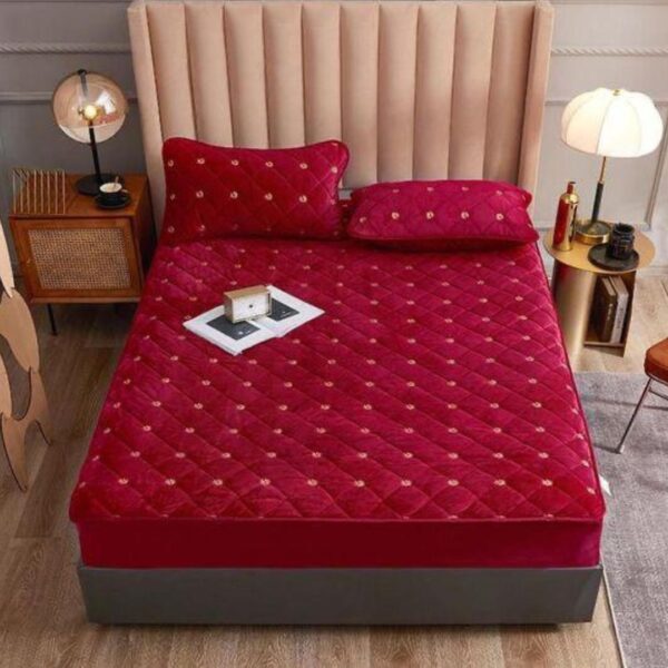 P5- Protège-Matelas rouge